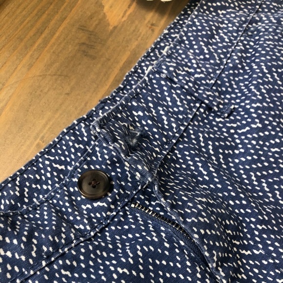 💚 Blue patterned GAP shorts size 4 - Picture 2 of 4